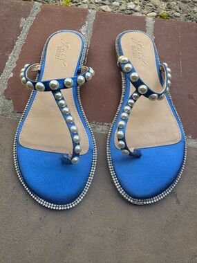 Badgley Mischka Blue Pearl-Embellished Women's Sandals